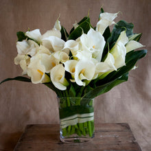 Load image into Gallery viewer, sympathy floral arrangement Callow Lilies flowers
