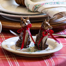 Load image into Gallery viewer, Clever Creatures Fox Salt and Pepper Set
