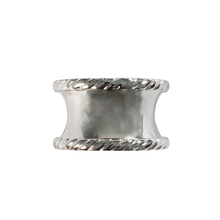 Load image into Gallery viewer, Juliska Graham Silver Napkin Ring
