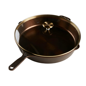 Smithey Ironware No. 14 Skillet with lid