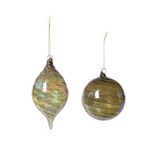 Load image into Gallery viewer, Dewy Moss Glass Ornament
