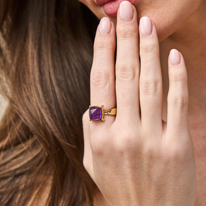 Mystic Eye Gem Ring, Amethyst