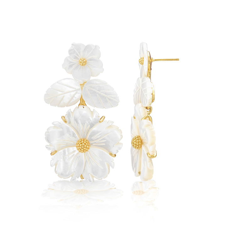 Floral earrings with white flowers and gold accents
