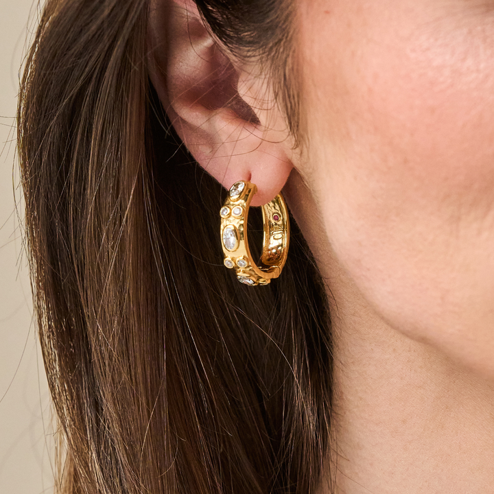 Maharani Huggie Hoop Earrings