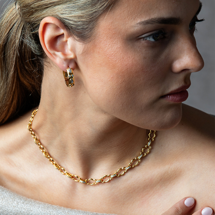 Maharani Huggie Hoop Earrings