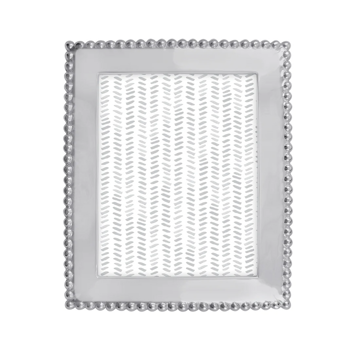 Silver pearled edge picture frame by Mariposa