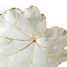 Load image into Gallery viewer, Michael Aram Winter Leaves Geranium Dish
