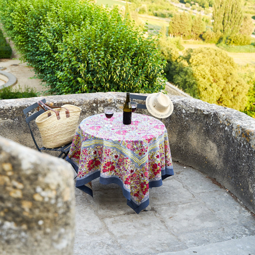 Jardin Red & Grey Tablecloth