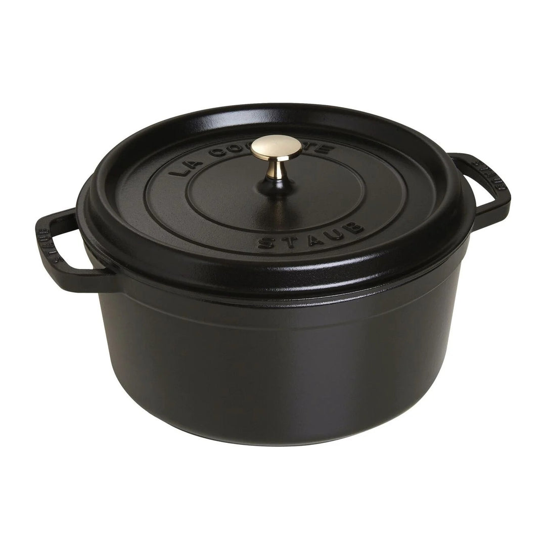 Staub 7 quart Round Dutch Oven in Black