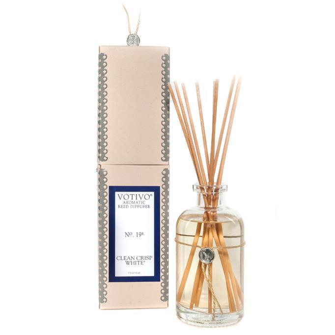 Votivo Clean Crisp White Reed Diffuser