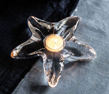 Load image into Gallery viewer, Simon Pearce Starfish Tealight in Gift Box
