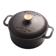 Load image into Gallery viewer, Smithey Dutch Oven 5.5QTS
