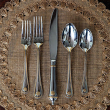 Load image into Gallery viewer, Juliska Berry &amp; Thread Polished w/ Gold Accents 5 Piece Flatware Set
