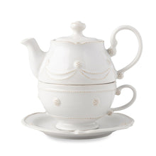 Load image into Gallery viewer, Juliska Berry &amp; Thread Whitewash Tea for One Tea Pot
