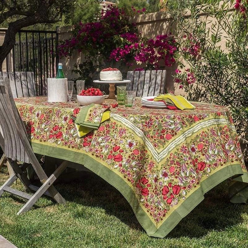 Jardin Red & Green Tablecloth