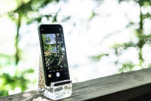 Load image into Gallery viewer, Simon Pearce Woodbury Phone Holder
