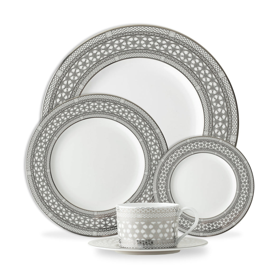 Caskata Hawthorne Platinum 5 Piece Place Setting
