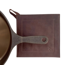 Load image into Gallery viewer, Smithey Full Grain Leather Potholder
